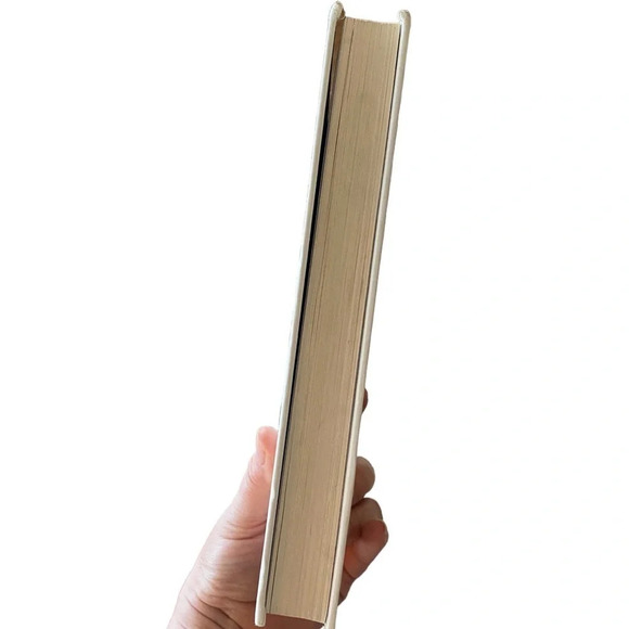 ANNA KENDRICK Scrappy little nobody hard cover memoir - Picture 10 of 10